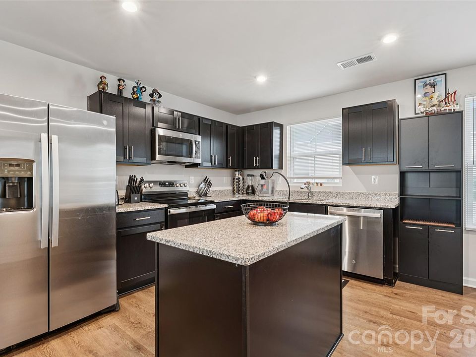 1st image of 4113 Prusik Ln