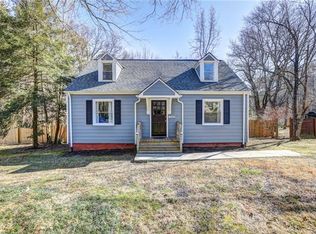 9909 S Wagstaff Cir, North Chesterfield, VA 23236