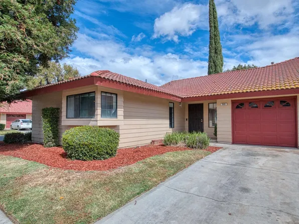 945 Barnett Way, Madera, CA 93637