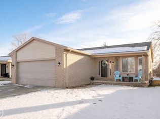 13850 Hartill Ave, Warren, MI 48089