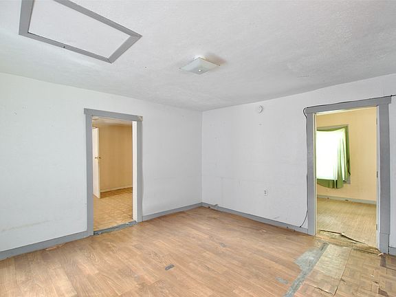 2nd image of 1610 N 10th St