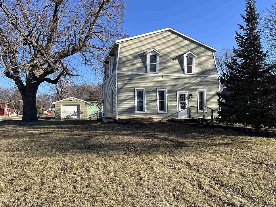 1st image of 720 N 11th St