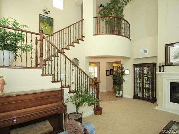 4th image of 1632 Stone Canyon Dr