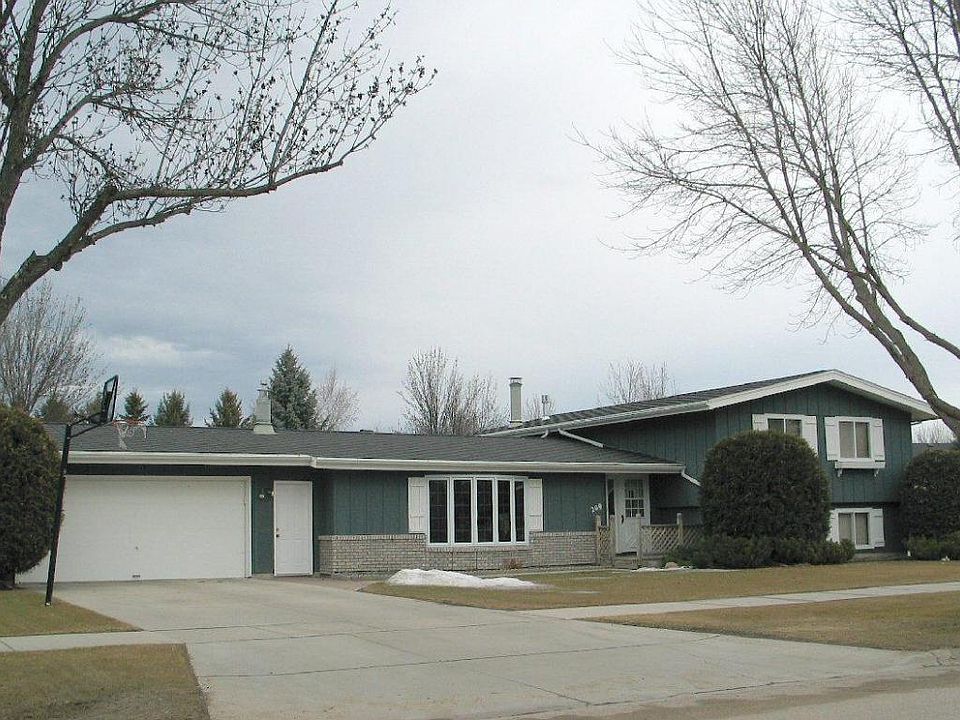 1st image of 209 Circle Hills Dr