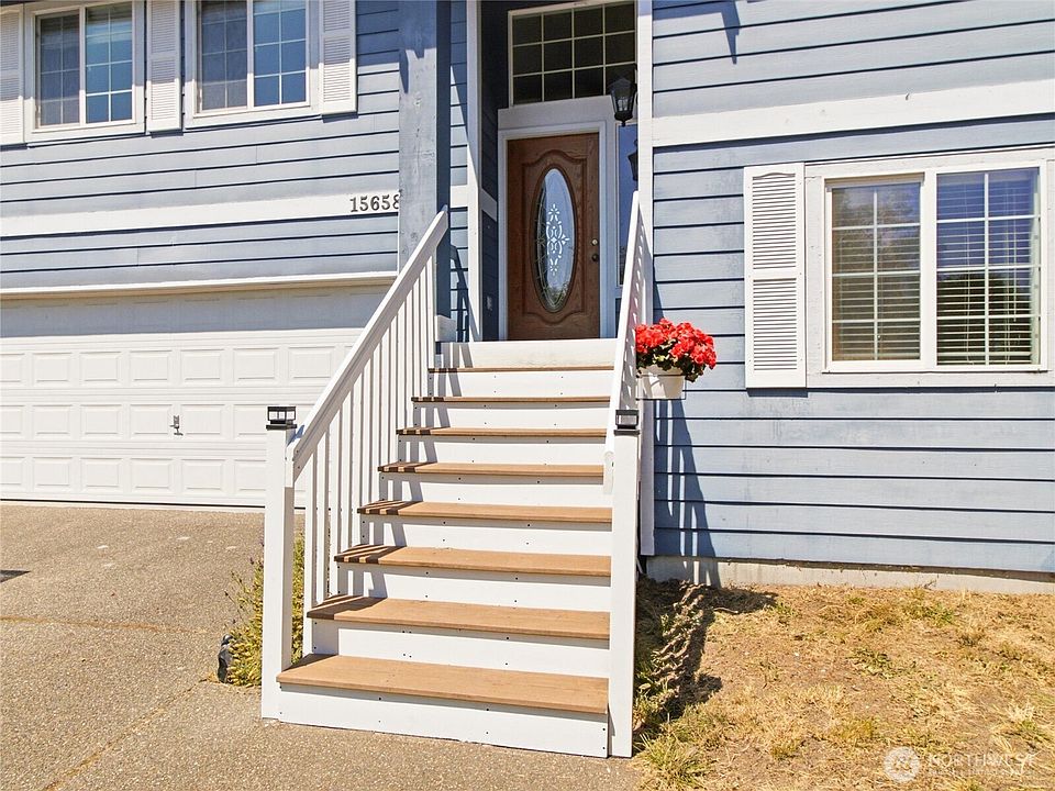 1st image of 15658 91st Way SE