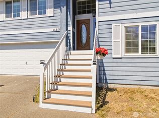 15658 91st Way SE, Yelm, WA 98597