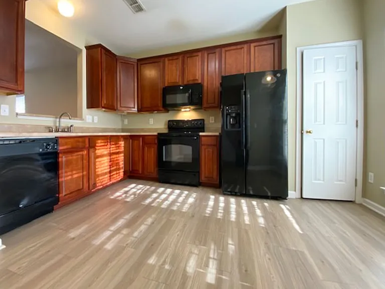 15777 Castle Watch Ave — Photo 5