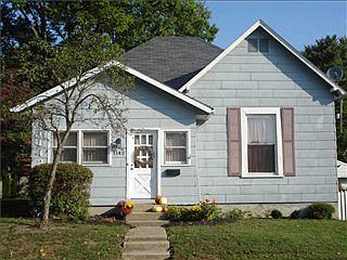 1st image of 1142 North St