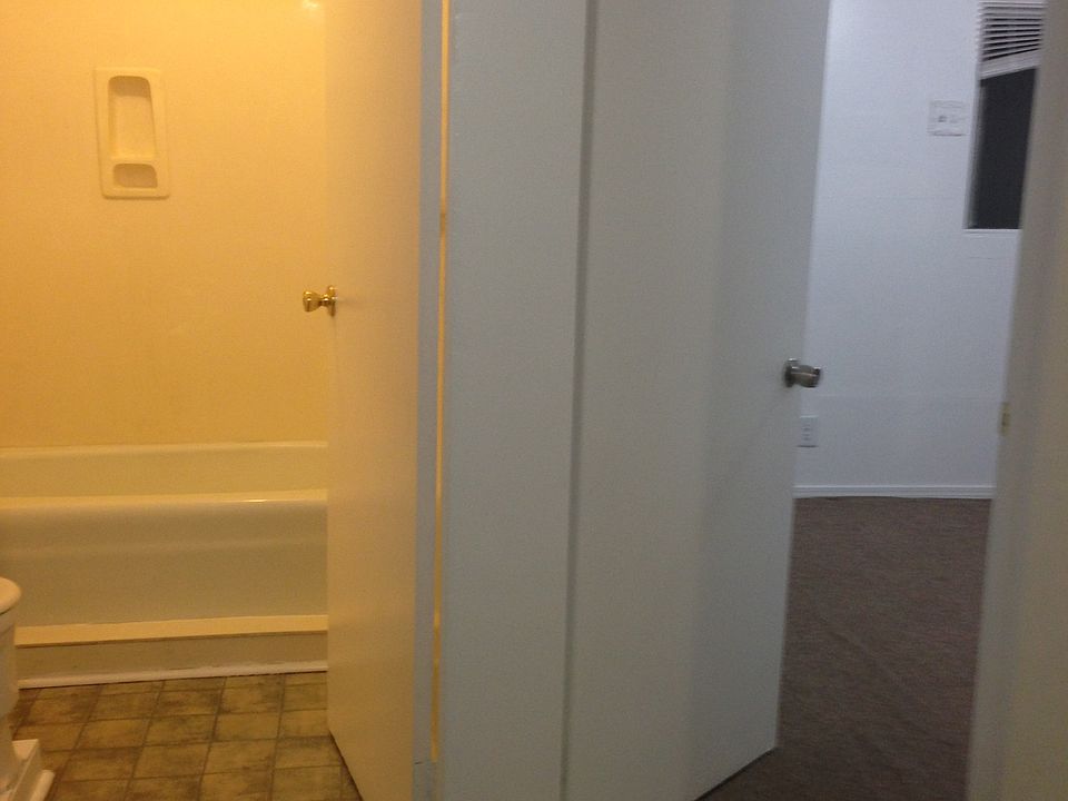 2nd image of 3344 Brighton St