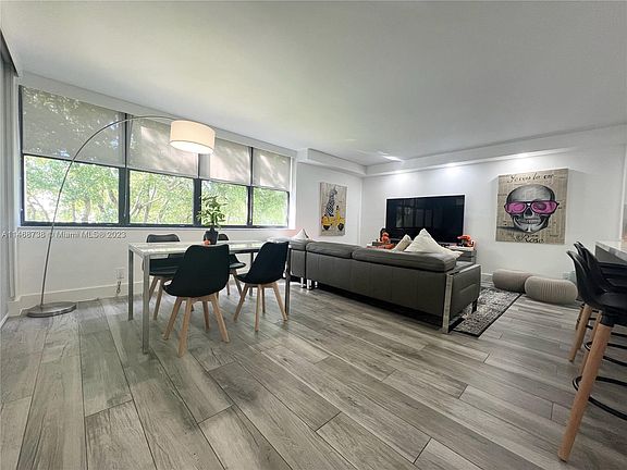 2nd image of 20441 NE 30th Ave APT 420-9