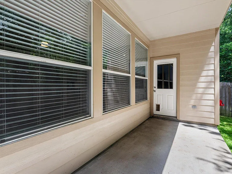 15 Benedict Canyon Loop — Photo 31