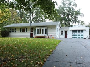 15 Rouge Rd, Rochester, NY 14623