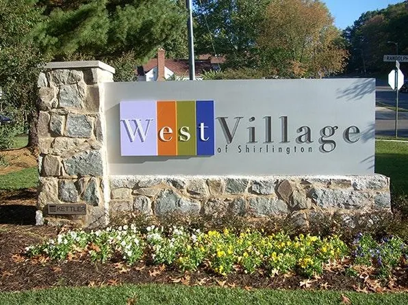 4081 S Four Mile Run Dr, Arlington, VA