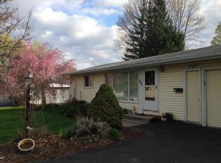 108 Sunflower Dr, Liverpool, NY 13088