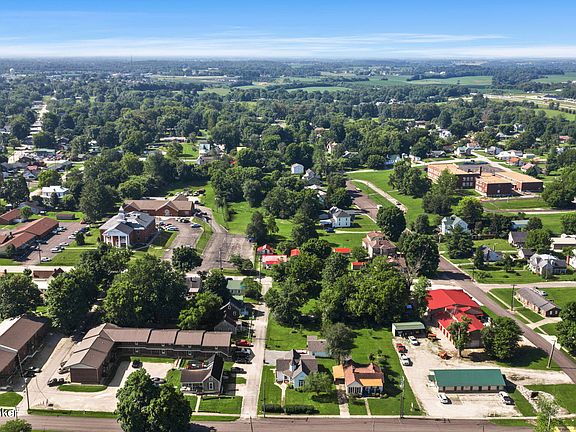 5th image of 300 W Main St