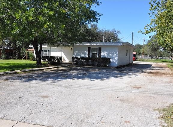 2nd image of 1305 Indian Creek Dr