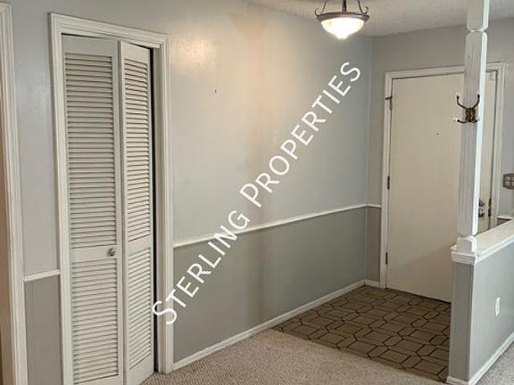 5th image of 2309 SW 82nd St