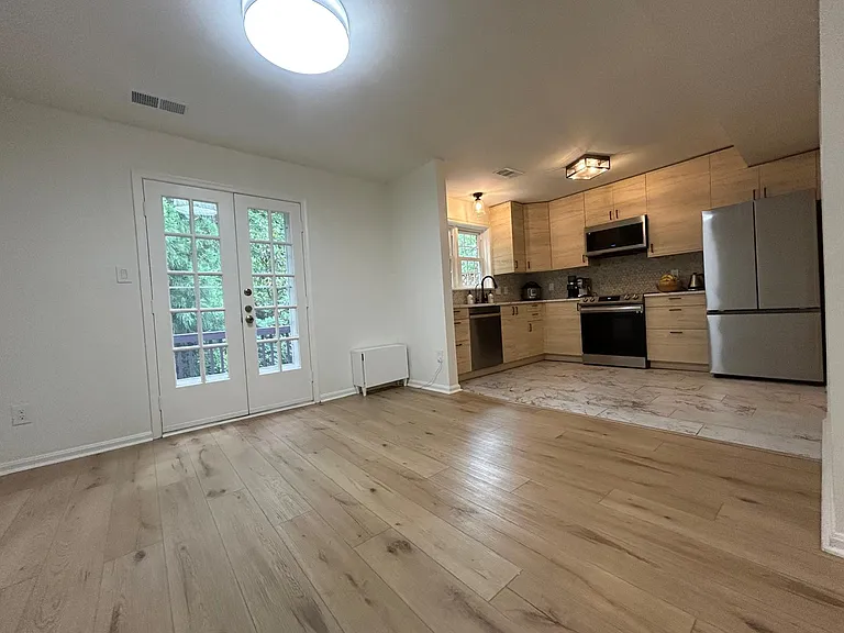 6723 Kenwood Forest Ln — Photo 8