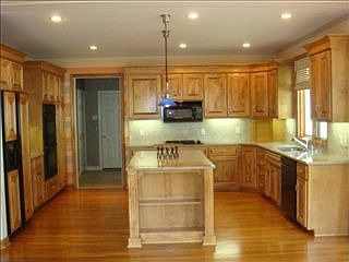 4th image of 1451 N 133rd St