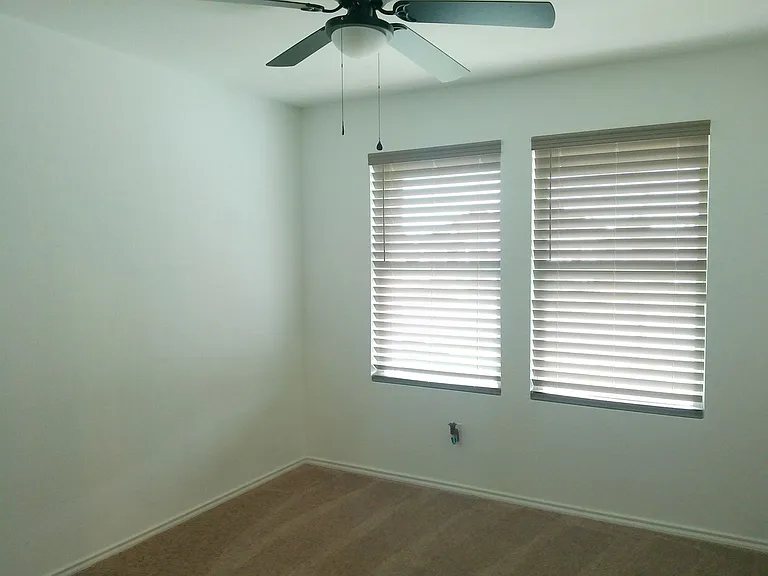 7705 Wonder Woman Dr — Photo 10