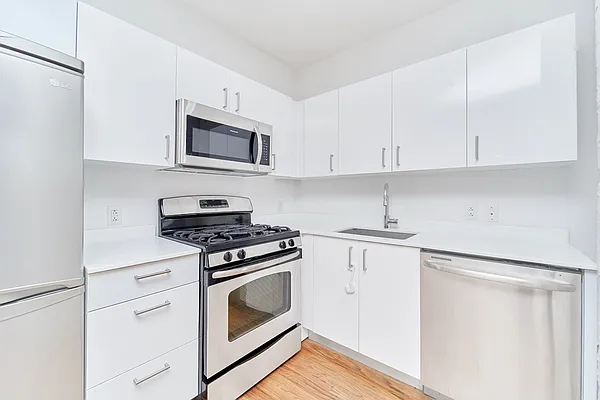 Rented by Living New York | media 24