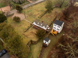 66 Collins Rd, Stonington, CT 06378