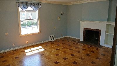 Interior :: 198 Taylor Blvd