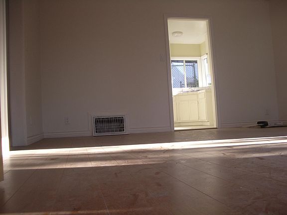 3rd image of 5151 Cartwright Ave