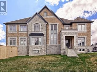 24 Alf Neely Way, Newmarket, ON L3Y0C6
