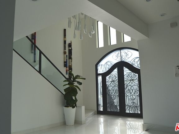 5th image of 2100 Hercules Dr
