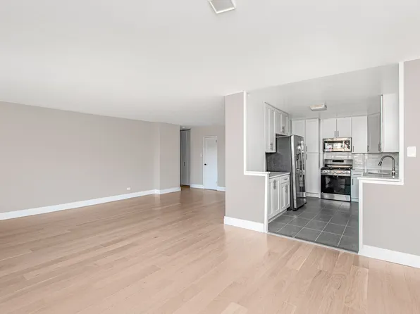 2500 Johnson Avenue image 3 of 10