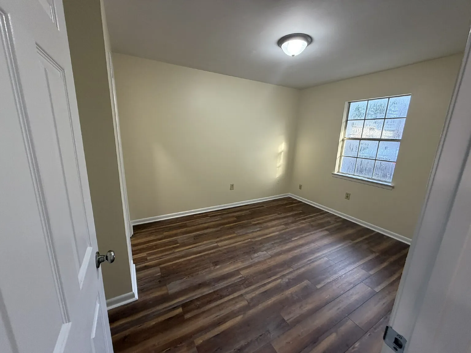 1 bed, 1.0 bath, 585 sqft, $875 — Photo 4