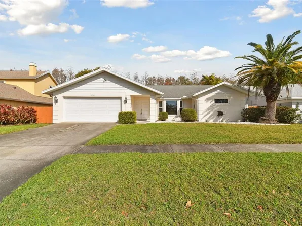 4735 FOXSHIRE CIRCLE, TAMPA, FL 33624