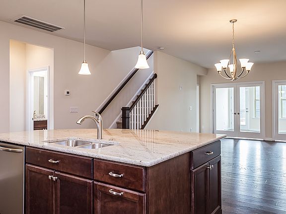 2nd image of 1012 Morristown Cir