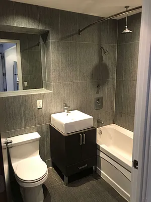 Rented by Flatiron Real Estate Advisors LLC | media 5
