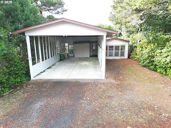 2nd image of 1600 Rhododendron Dr Space 246
