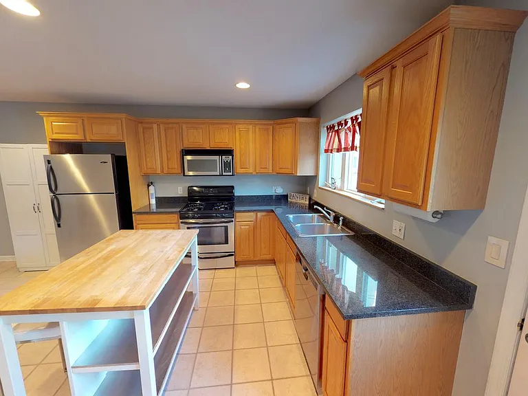 1137 N Orianna St — Photo 13