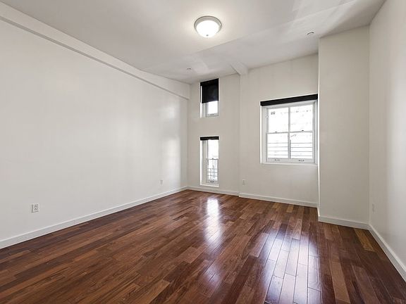 4th image of 37 Great Jones St APT 3