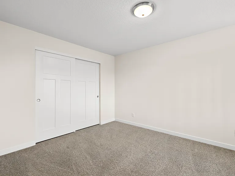 Norton Landing Apartments — Photo 38