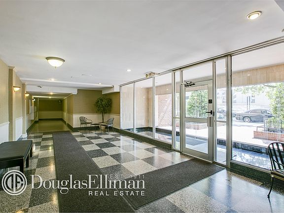 4th image of 8335 139th St APT 3N