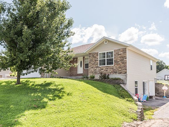 2nd image of 10919 Scheibel Dr