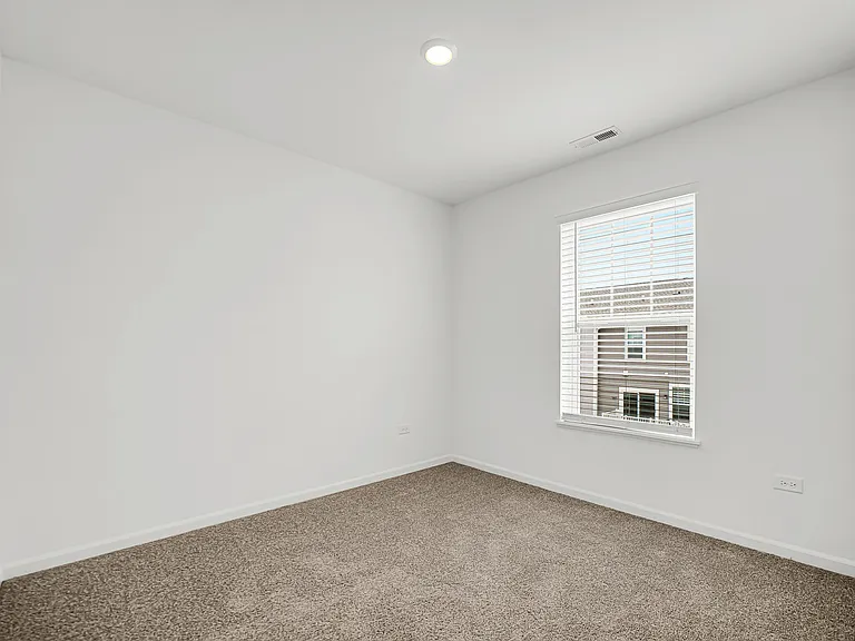 25720 W Yorkshire Dr — Photo 18