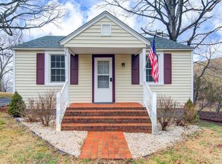 586 Thomas Rd, Madison Heights, VA 24572