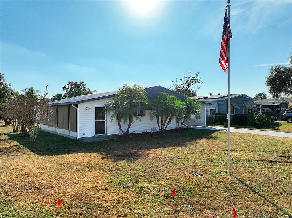 13338 Orange Blossom St, Astatula, FL 34705 | MLS #G5104838 | Zillow