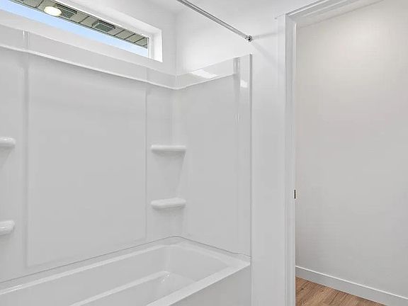 5th image of 1053 E Scuttlebutt Ln