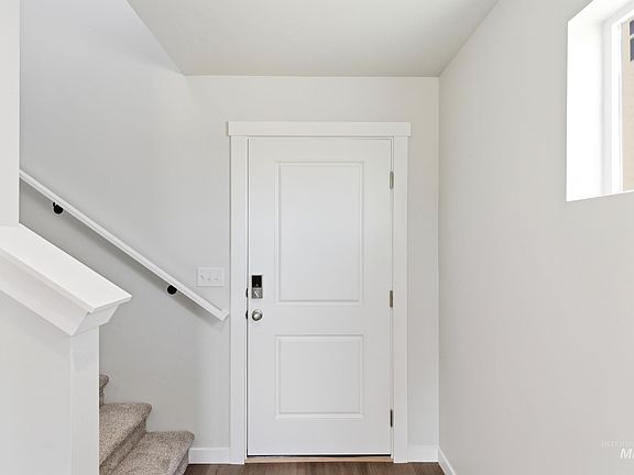 2nd image of 7471 W Trumbull Ct