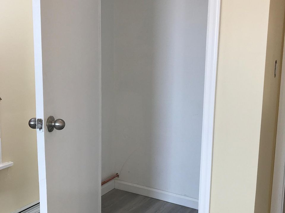 2nd image of 78 Bay 13th St #3