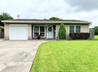 1602 15th Ave N, Texas City, TX 77590