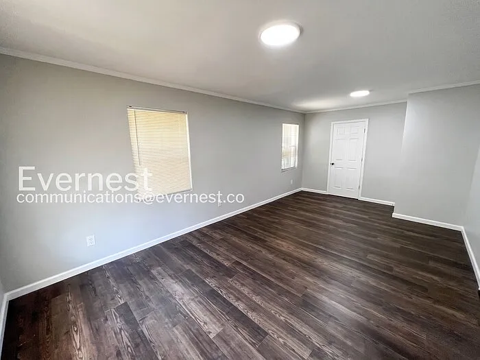 222 Rebecca Dr — Photo 10