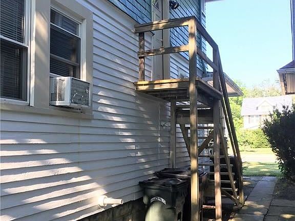4th image of 1409 Middle Ave